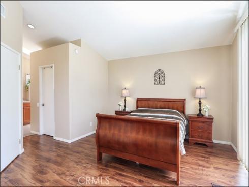 12  Hawaii  , Aliso Viejo, CA