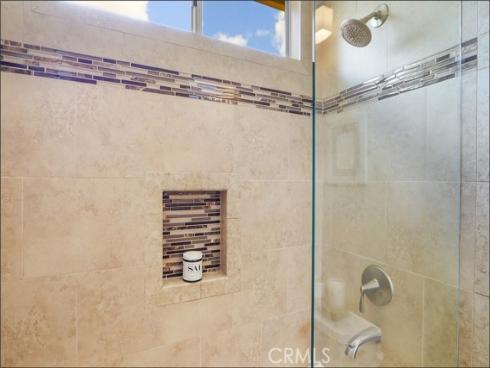 12  Hawaii  , Aliso Viejo, CA