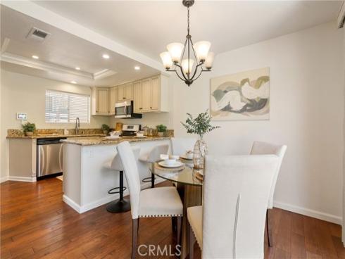 18  Meadowood  , Aliso Viejo, CA