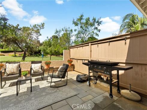 18  Meadowood  , Aliso Viejo, CA