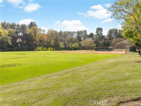 18  Meadowood  , Aliso Viejo, CA