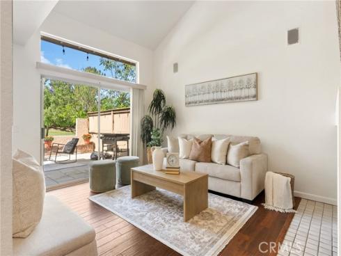 18  Meadowood  , Aliso Viejo, CA