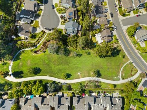 18  Meadowood  , Aliso Viejo, CA