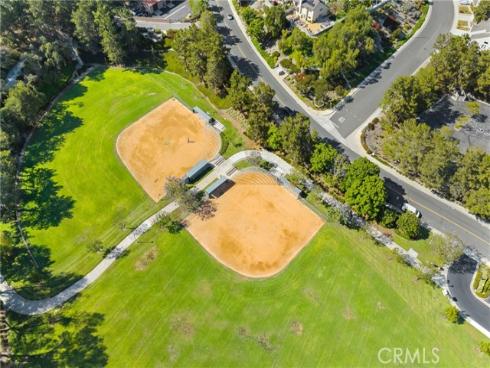 18  Meadowood  , Aliso Viejo, CA