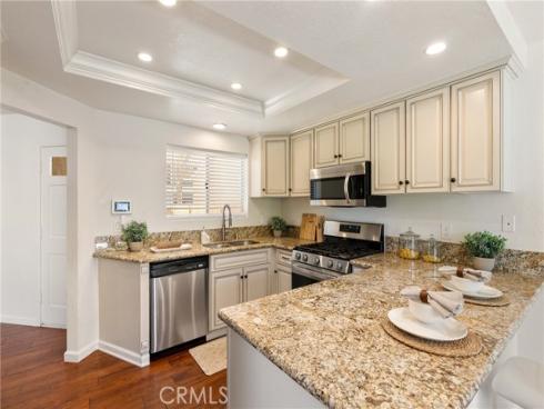 18  Meadowood  , Aliso Viejo, CA