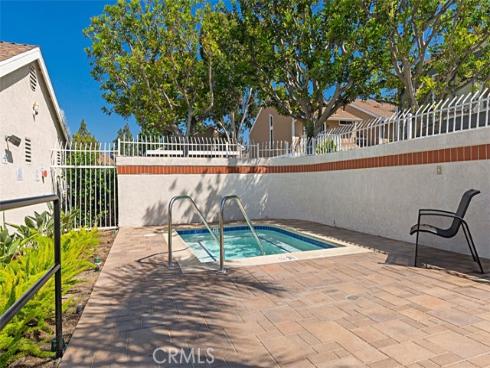 40  Hollyhock  , Aliso Viejo, CA