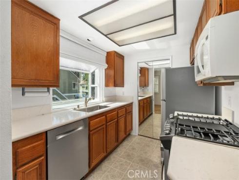 40  Hollyhock  , Aliso Viejo, CA