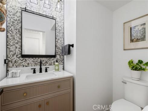 15  Meadowbrook  , Aliso Viejo, CA