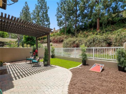 15  Meadowbrook  , Aliso Viejo, CA