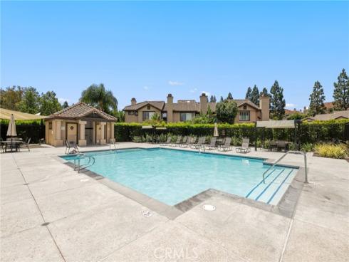 15  Meadowbrook  , Aliso Viejo, CA