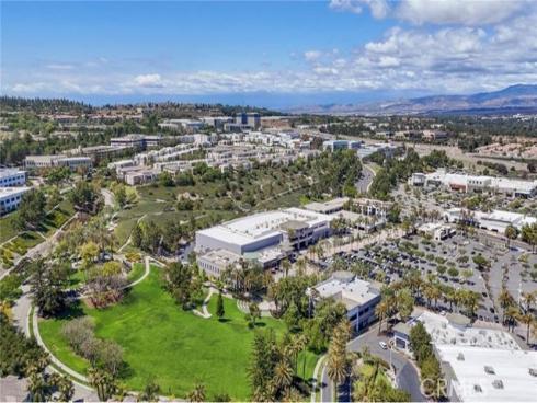 1  Vantis  , Aliso Viejo, CA
