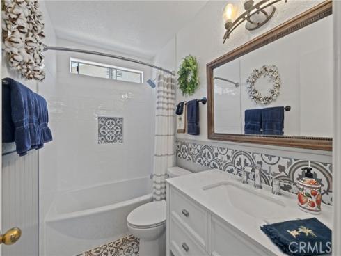 14 Helmcrest , Aliso Viejo, CA