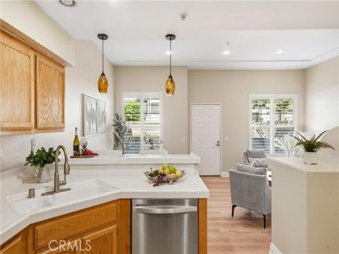 41 Carlsbad Lane, Aliso Viejo, CA
