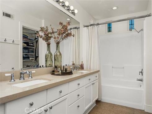 73 Rue Du Chateau , Aliso Viejo, CA