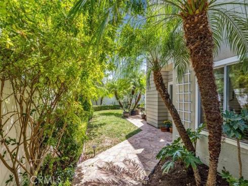 16 Pineoak , Aliso Viejo, CA