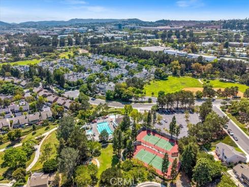 16 Pineoak , Aliso Viejo, CA