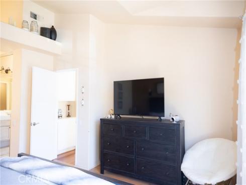 21  Bravo  , Aliso Viejo, CA