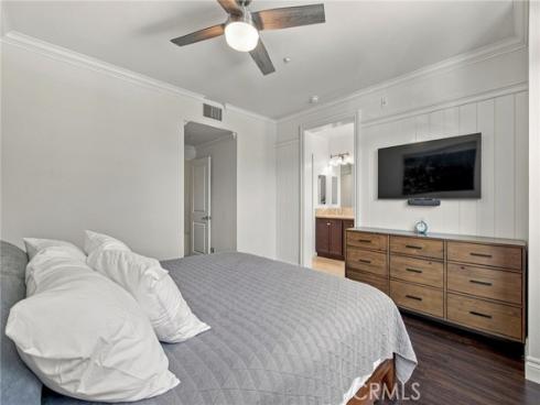 12  Midtown  , Aliso Viejo, CA