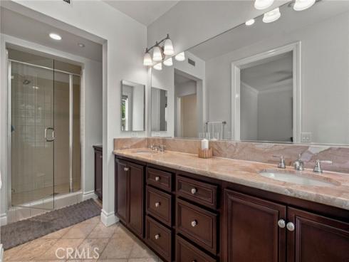 12  Midtown  , Aliso Viejo, CA
