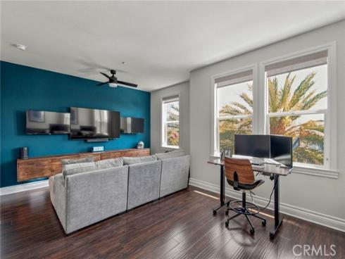 12  Midtown  , Aliso Viejo, CA