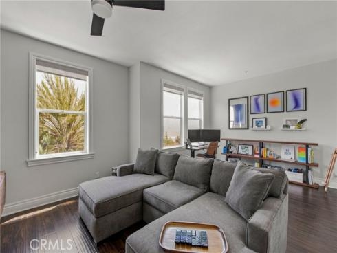 12  Midtown  , Aliso Viejo, CA