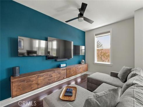 12  Midtown  , Aliso Viejo, CA