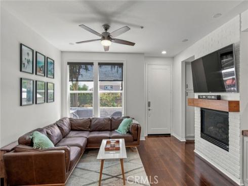 12  Midtown  , Aliso Viejo, CA