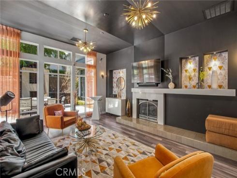 12  Midtown  , Aliso Viejo, CA