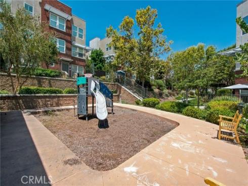 12  Midtown  , Aliso Viejo, CA