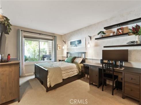 10 Glenoaks , Aliso Viejo, CA