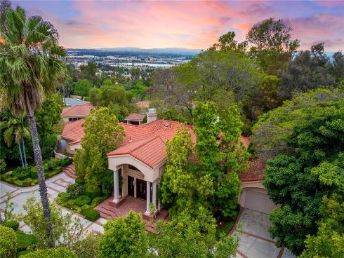 242 S Peralta Hills   Drive, Anaheim Hills, CA