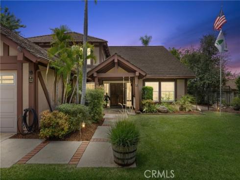 341 S Yorkshire   Circle, Anaheim Hills, CA