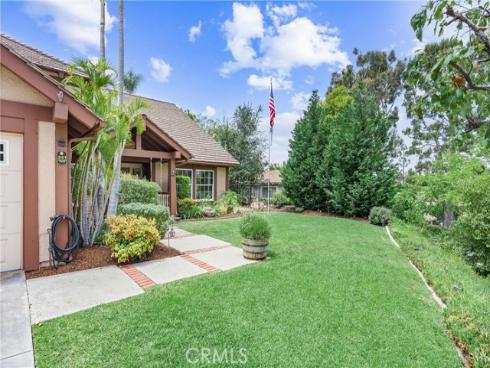 341 S Yorkshire   Circle, Anaheim Hills, CA