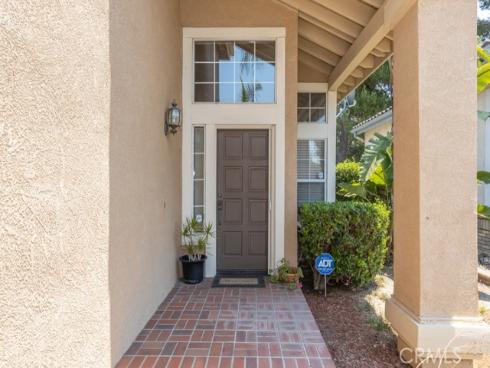 1042 S Laughingbrook   Court, Anaheim Hills, CA