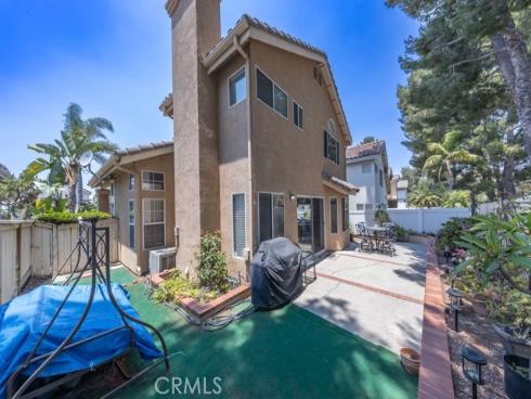 1042 S Laughingbrook   Court, Anaheim Hills, CA