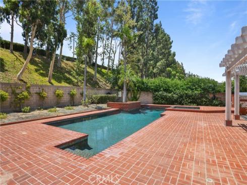 6548 E Calle Del Norte  , Anaheim Hills, CA