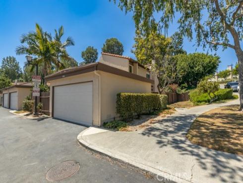 5620 E Avenida Bernardo  , Anaheim Hills, CA