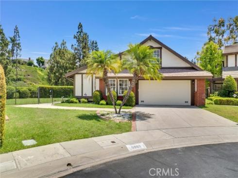 5995 E Avenida La Vida  , Anaheim Hills, CA