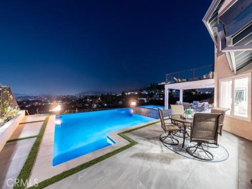 660 S Londerry   Lane, Anaheim Hills, CA