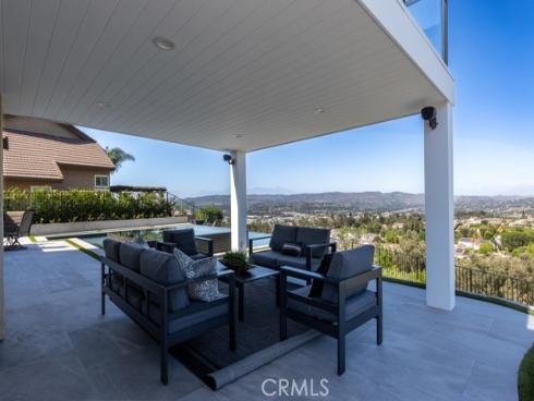 660 S Londerry   Lane, Anaheim Hills, CA