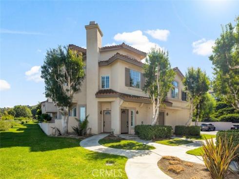 7915 E Viewrim   Drive, Anaheim Hills, CA