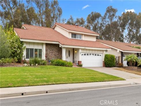 6549 E North View   Drive, Anaheim Hills, CA