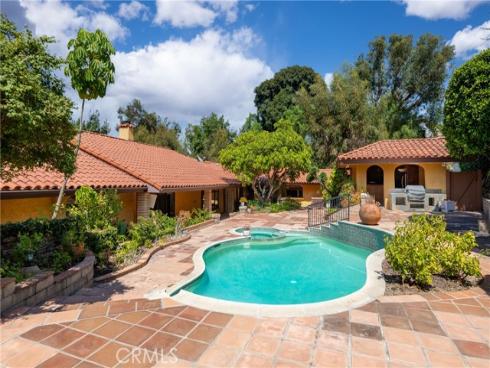 5206 E Crescent   Drive, Anaheim Hills, CA