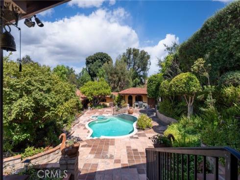 5206 E Crescent   Drive, Anaheim Hills, CA