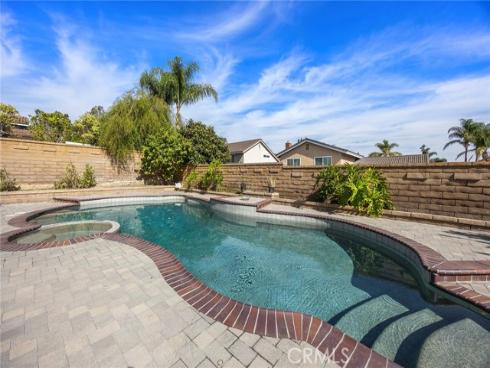 950 S Amherst   Circle, Anaheim Hills, CA