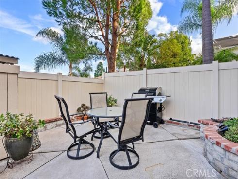 930 S Lone Pine   Lane, Anaheim Hills, CA