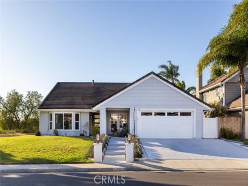 399 S Smokeridge Terrace , Anaheim Hills, CA