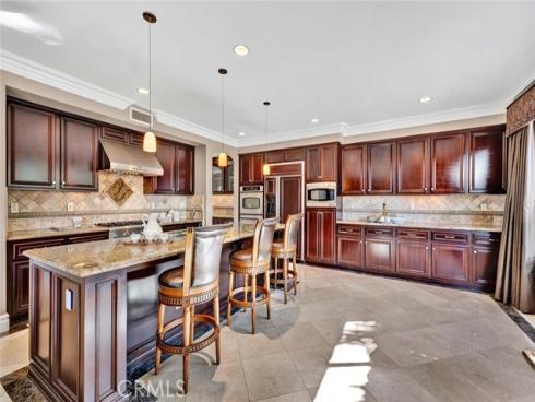 1025 S Sunstream Lane, Anaheim Hills, CA