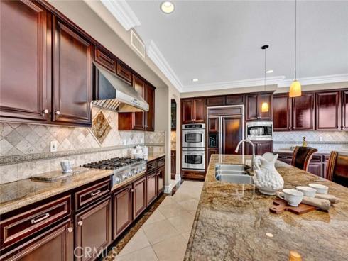 1025 S Sunstream Lane, Anaheim Hills, CA