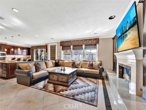 1025 S Sunstream Lane, Anaheim Hills, CA